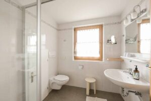 Badezimmer Rebhof Dorf Tirol